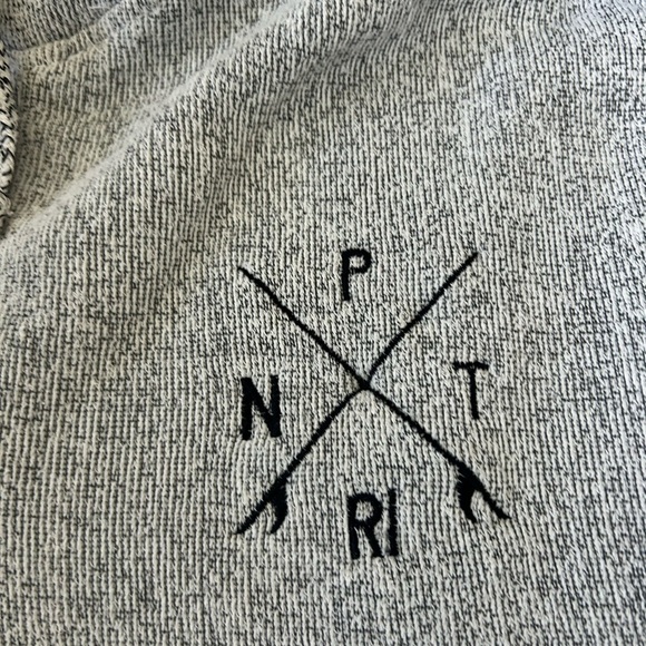 Pacific & Co. Gray Knit Sweater Sz XL - Picture 2 of 4